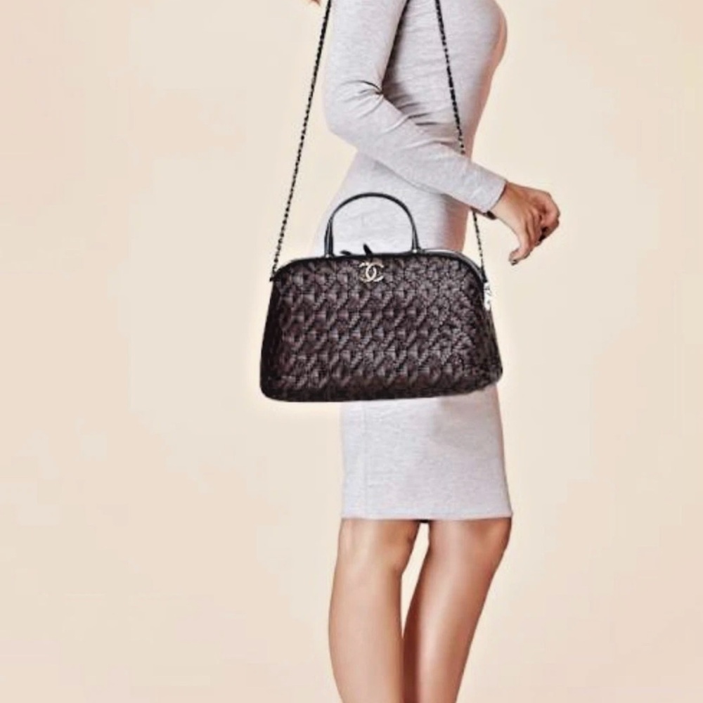 CHANEL Black Quilted Shoulder Bag